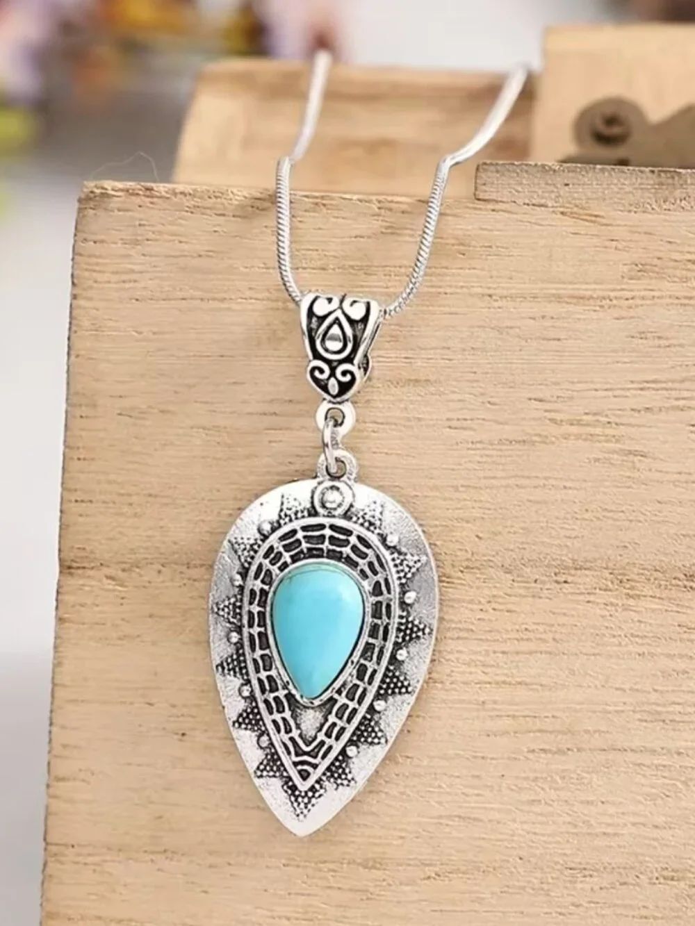 NWT Vintage Boho Faux Turquoise Teardrop Pendant Necklace Silver Plated